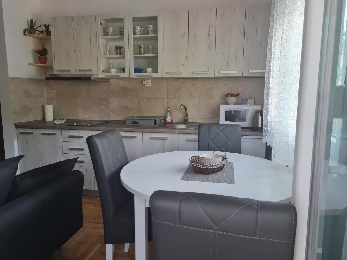 Apartman Tim Lux 2 Vrnjacka Banja Exterior photo