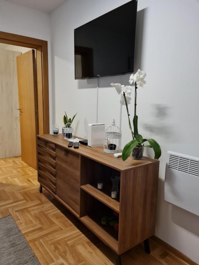 Apartman Tim Lux 2 Vrnjacka Banja Exterior photo